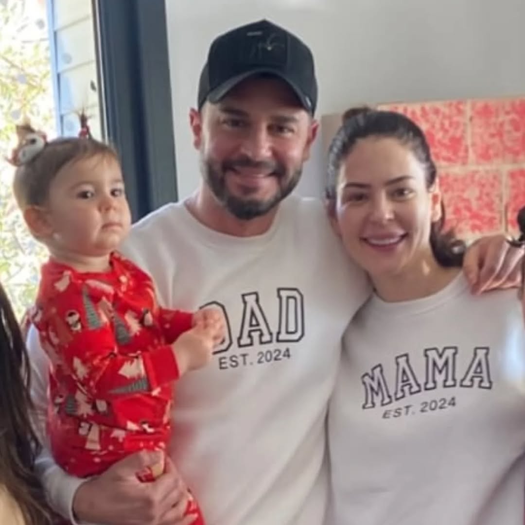 Yıldız Çağrı Atiksoy'un Ailesiyle Paylaşımı