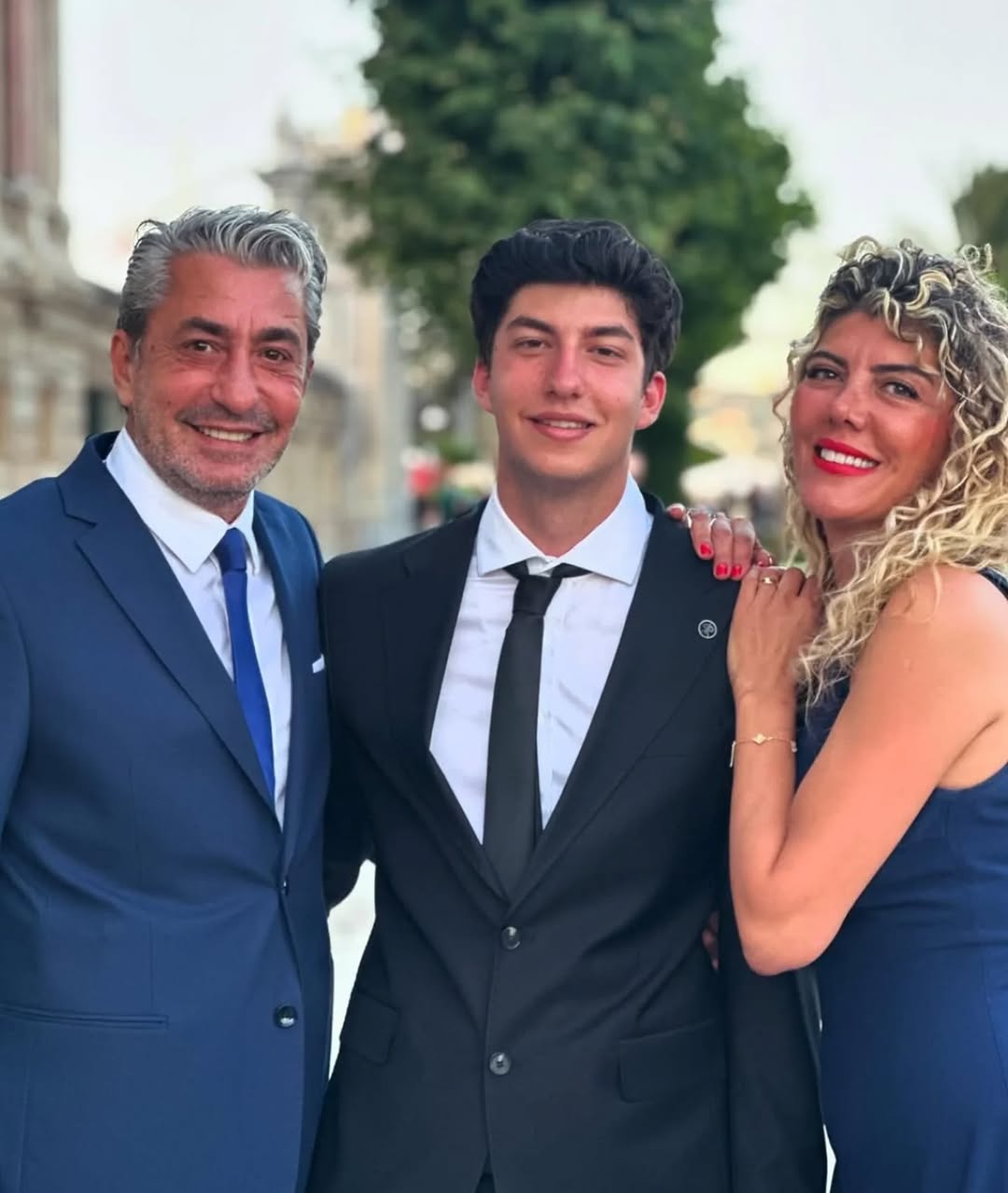 Erkan Petekkaya'nın Dedelik Hikayesi: "Oğluma Evlenme Çağırıyorum, Kucağıma Bakarım!"