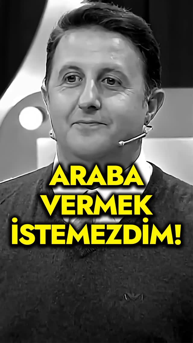 Soğuktan Donmak Üstünde Bir Serçe Yavrusu