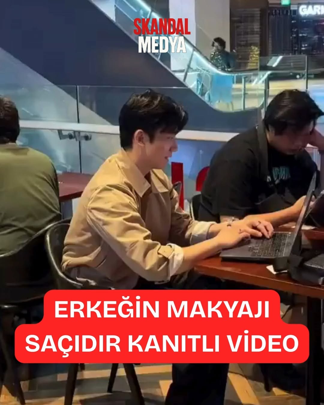 ERKEĞİN MAKYAJI SAÇIDIR: KANITLI VİDEO!