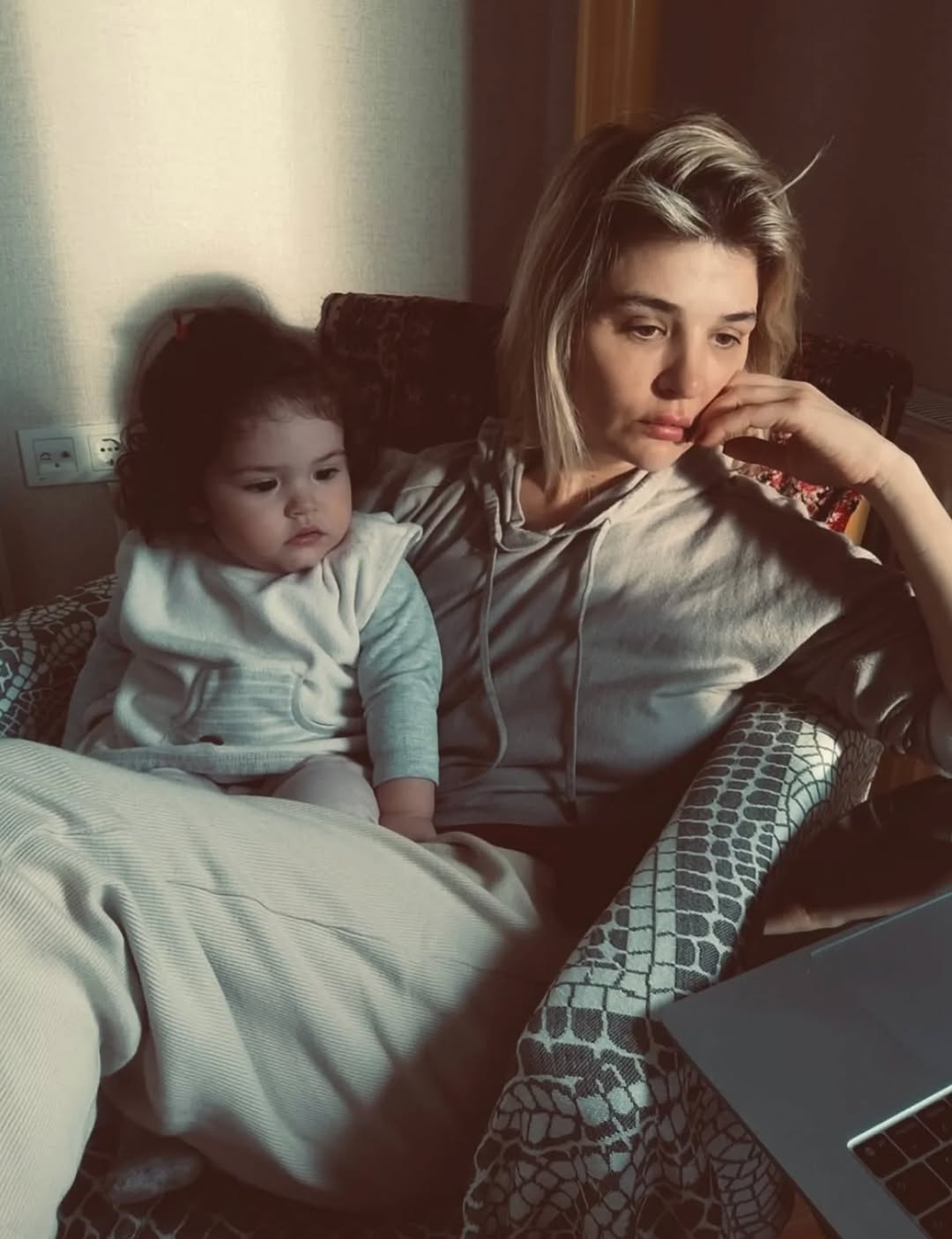 Gonca Vuslateri Ailemle Paylaşımını Paylaştı!