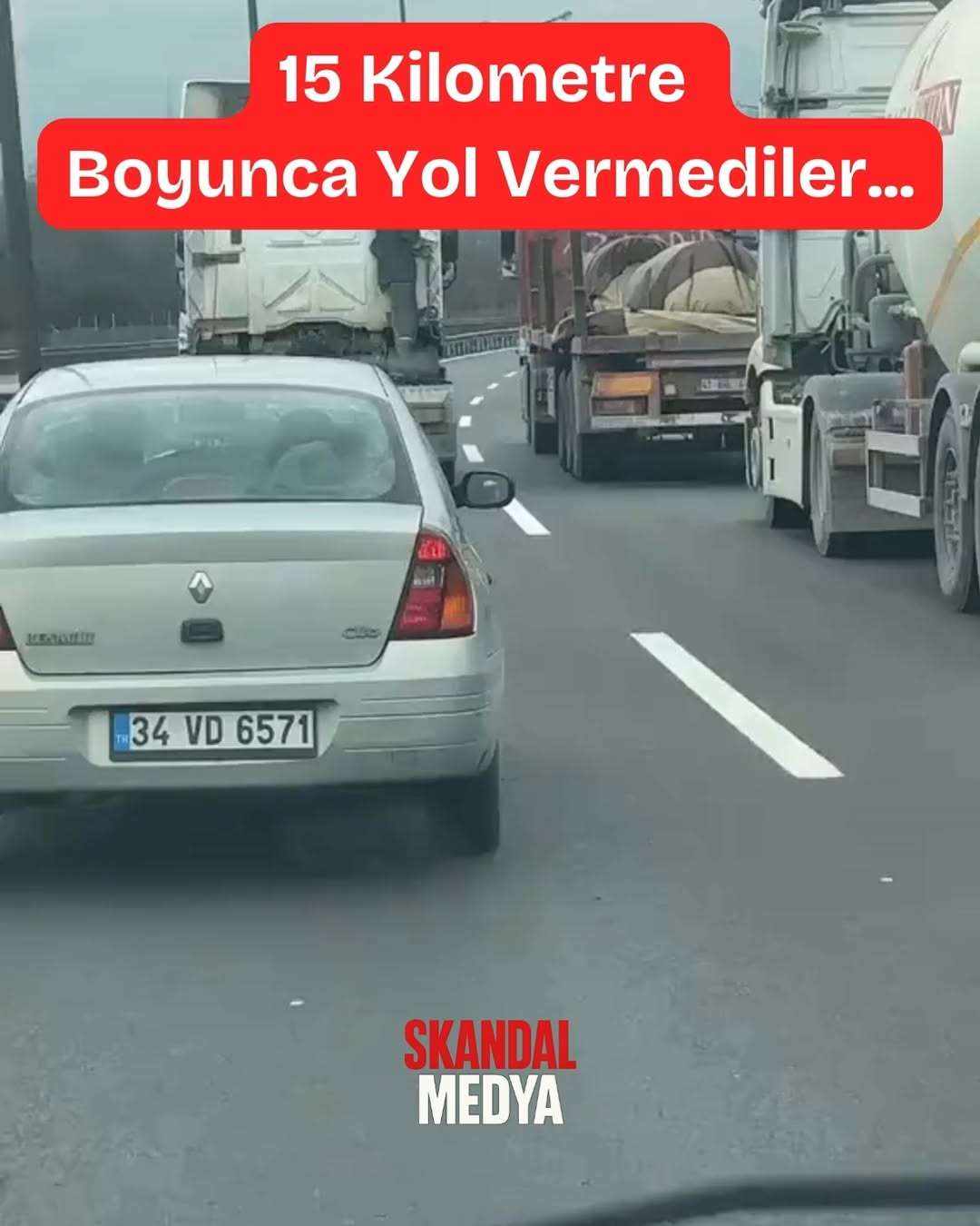 Kocaeli'de Tır Sürücülerinin Otoyolda Fil Yarışı Yaptıkları Haber